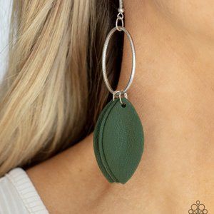 Leafy Laguna Green